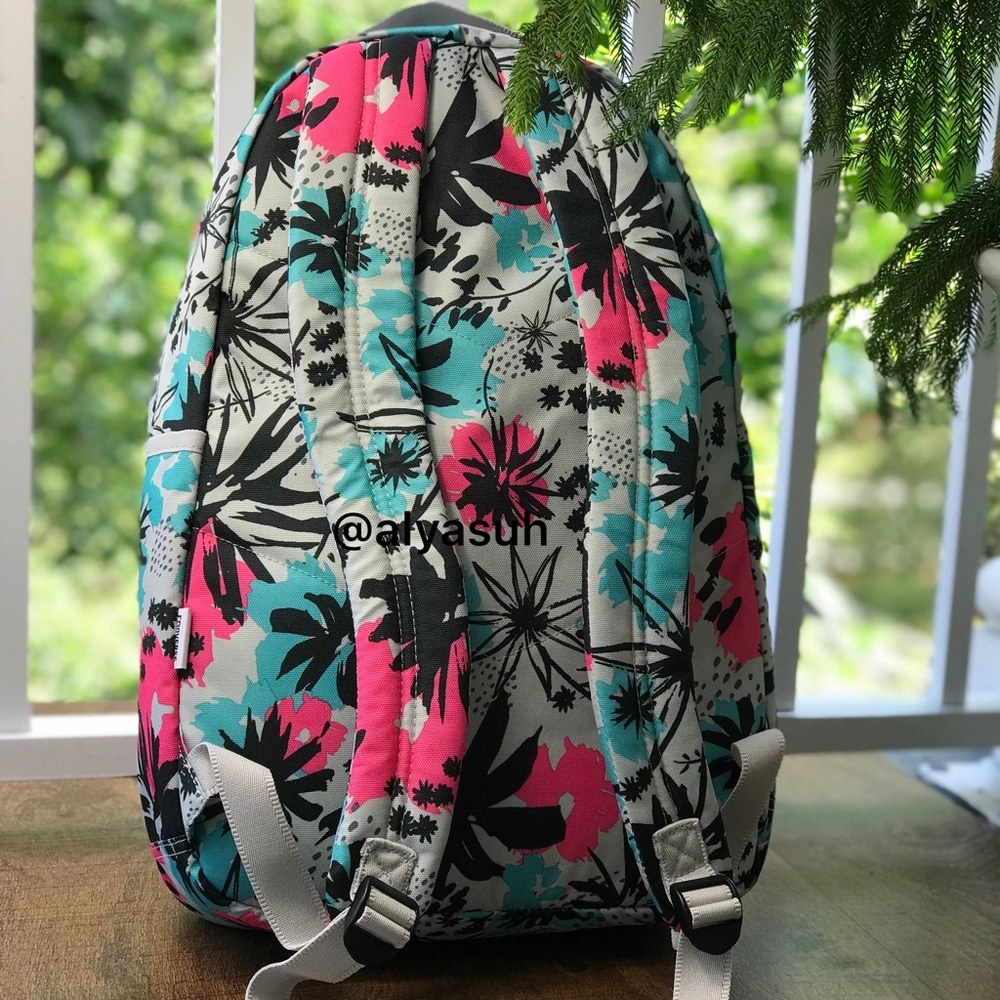 NWT Converse CTAS GO Backpack 🎒 Floral W AUTHENT - Picture 3 of 7